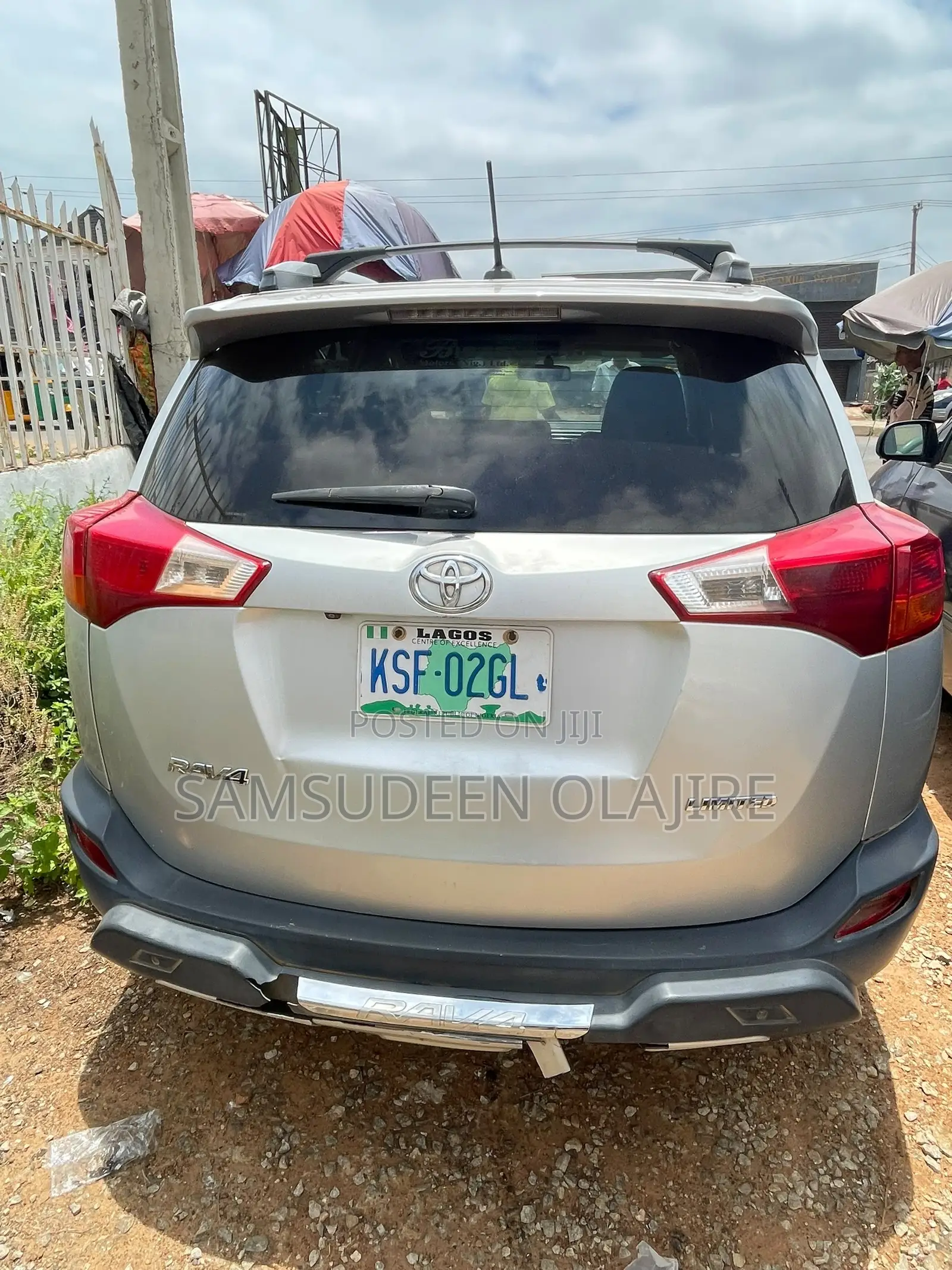 Toyota RAV4 XLE FWD (2.5L 4cyl 6A) 2013 Silver