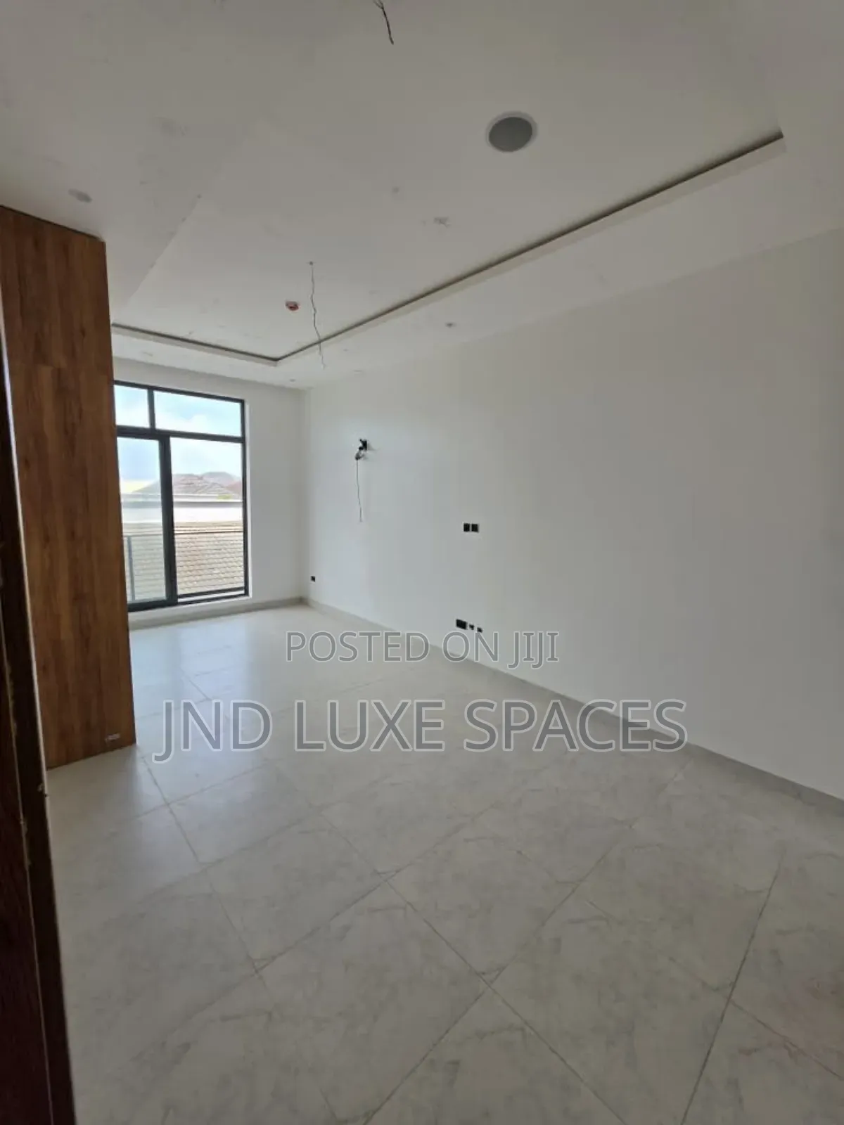 2bdrm Apartment in Lekki Phase 1 for rent