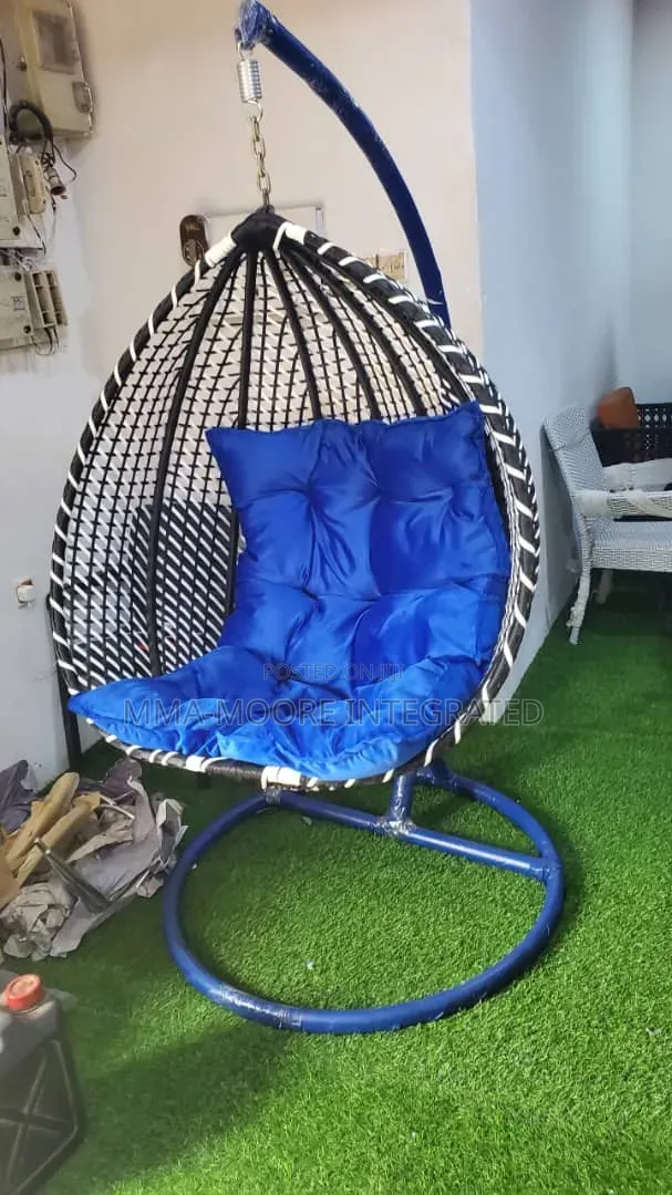 Rattan/ Wicker Swing Chair