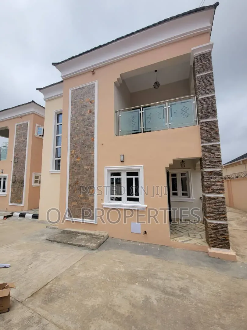 5bdrm Duplex in Kolapo Ishola Gra for rent