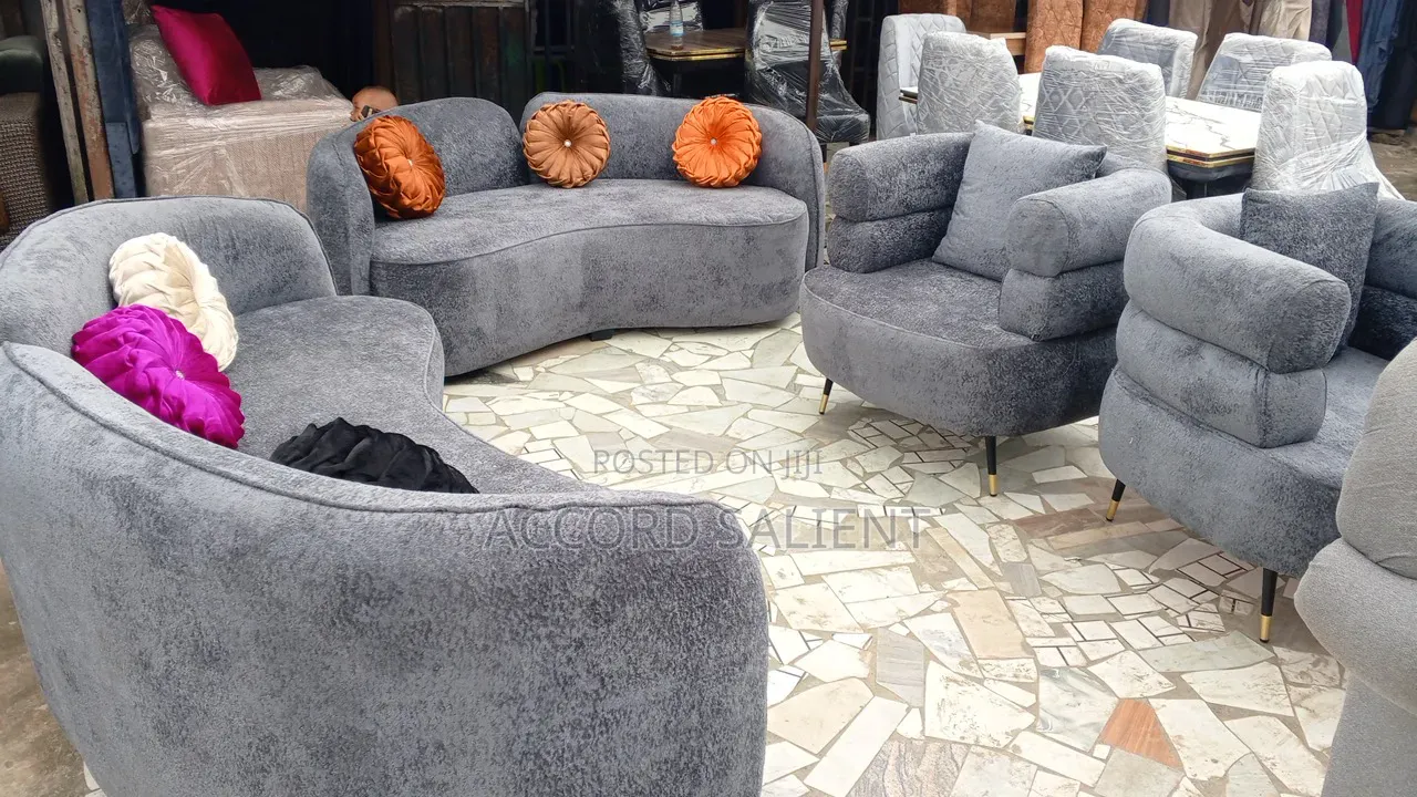 7 Seater Modern Upholstery Chair