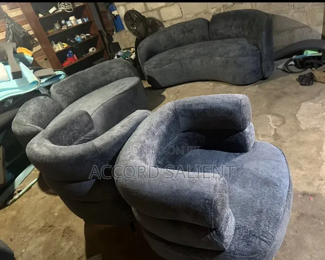 7 Seater Modern Upholstery Chair