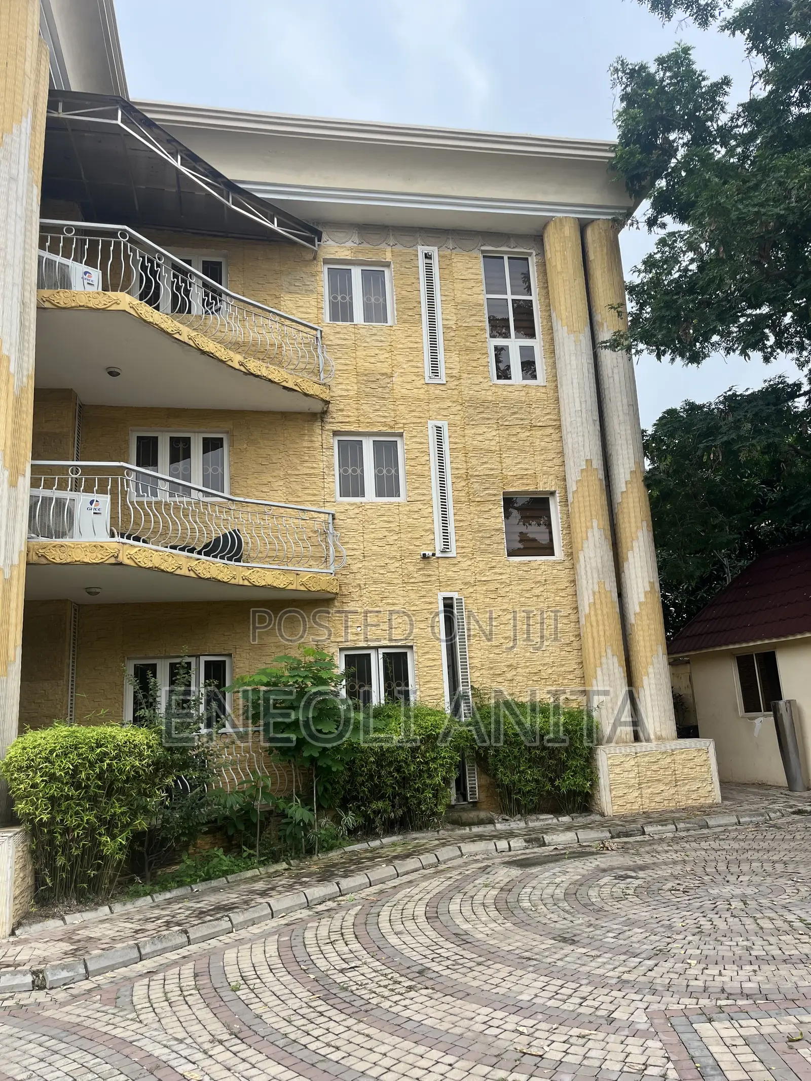 Furnished 3bdrm Block of Flats in Jabi for rent