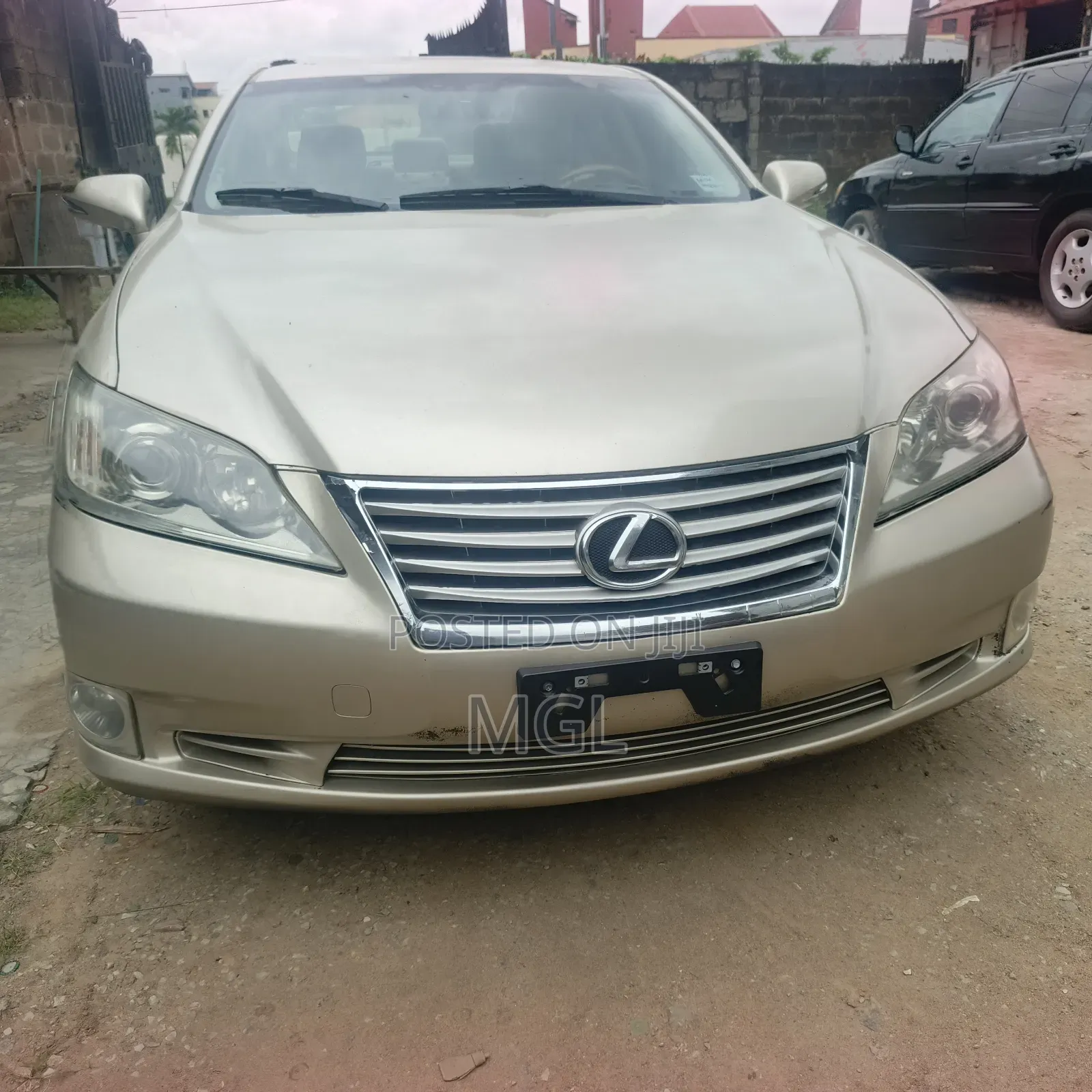 Lexus ES 2012 Gold