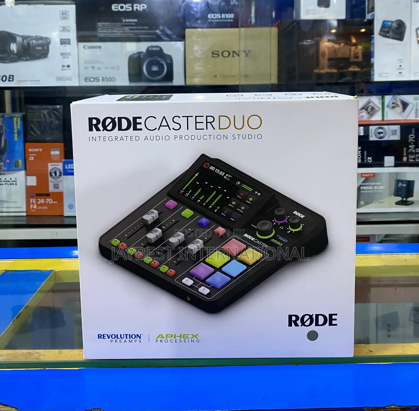 RODECASTER Duo Integrated Audio Production Studio