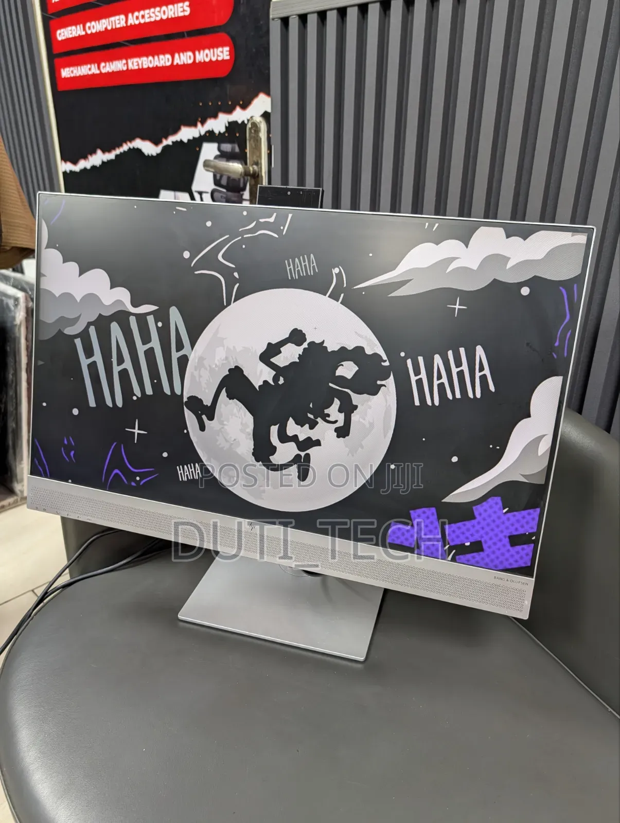 HP 27" FHD Monitor With Built-in Webcam Speaker
