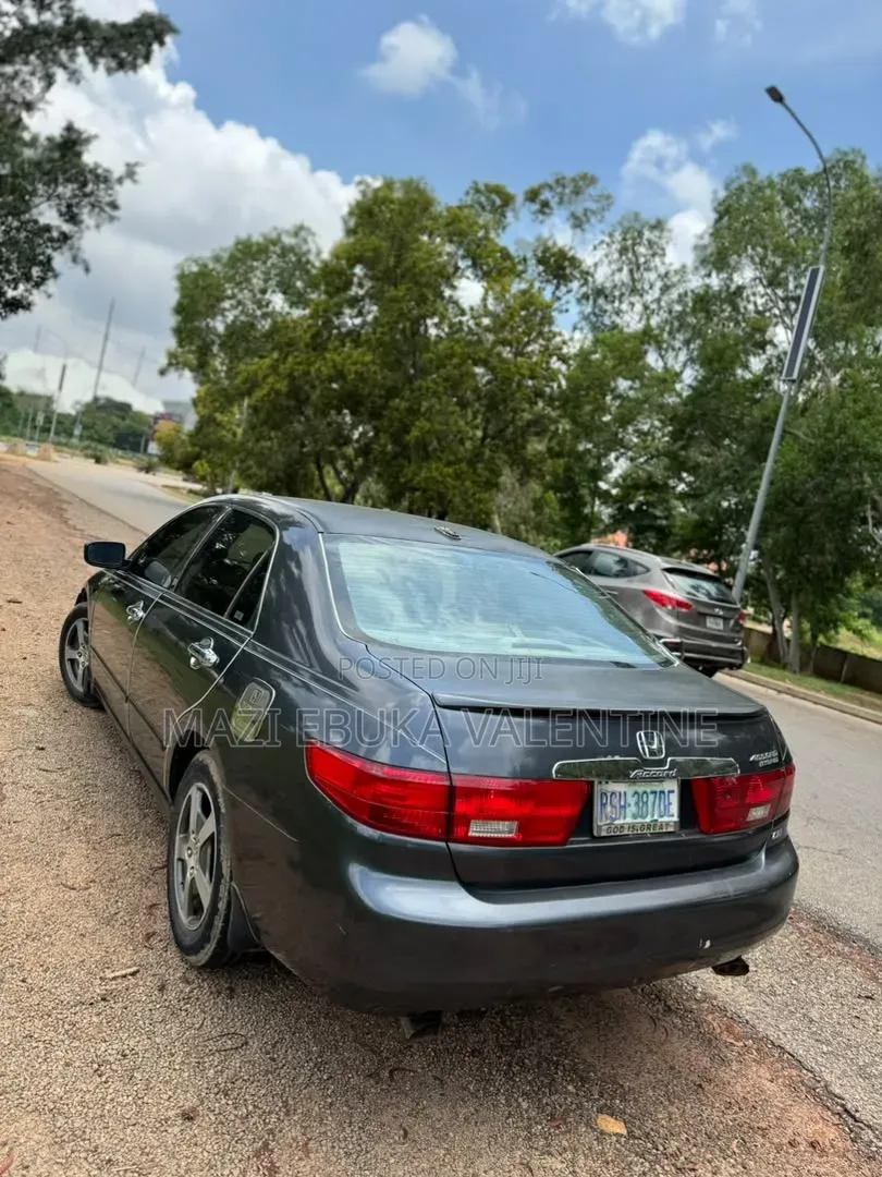 Honda Accord 2005