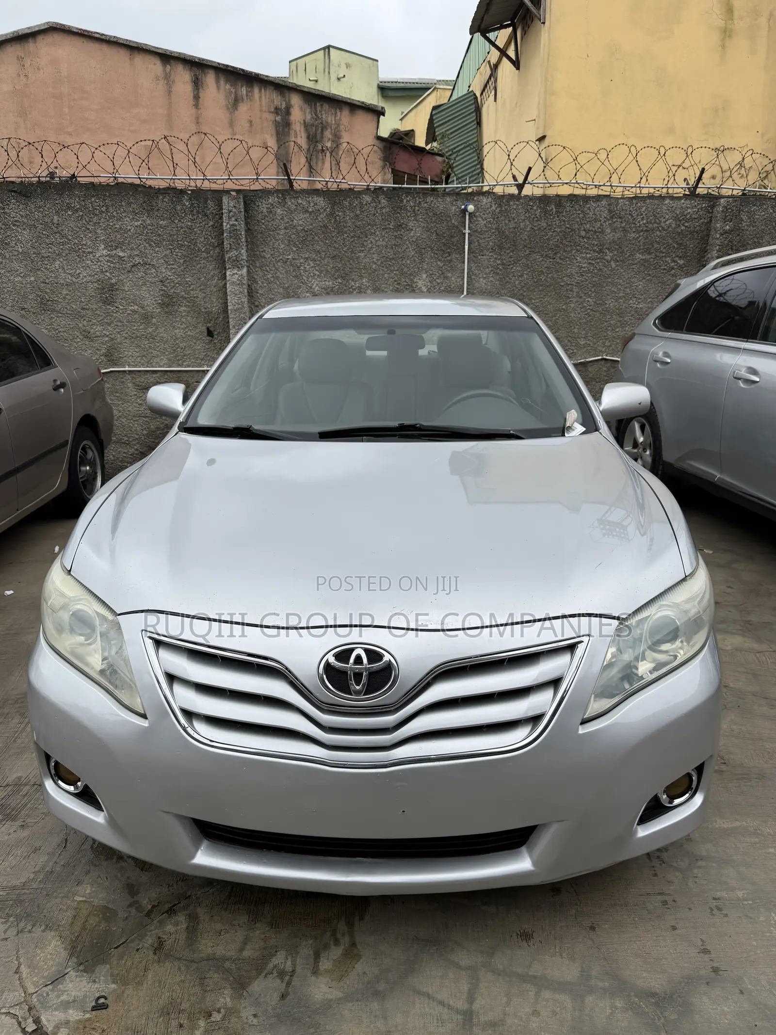 Toyota Camry LE 4dr Sedan (2.5L 4cyl 6AM) 2010 Silver