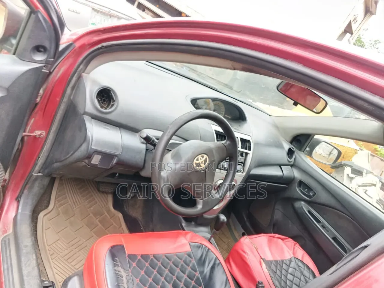 Toyota Yaris 2008 Red