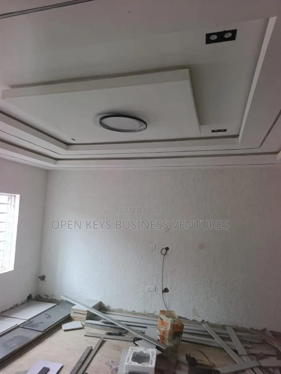 Furnished 3bdrm Apartment in Akala, Akobo for rent
