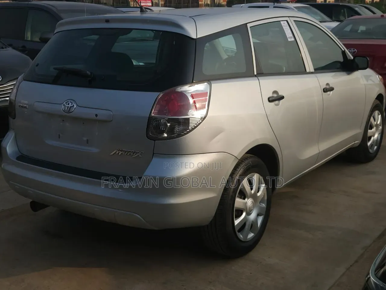 Toyota Matrix Hatchback FWD (1.8L 4cyl 5M) 2008 Silver