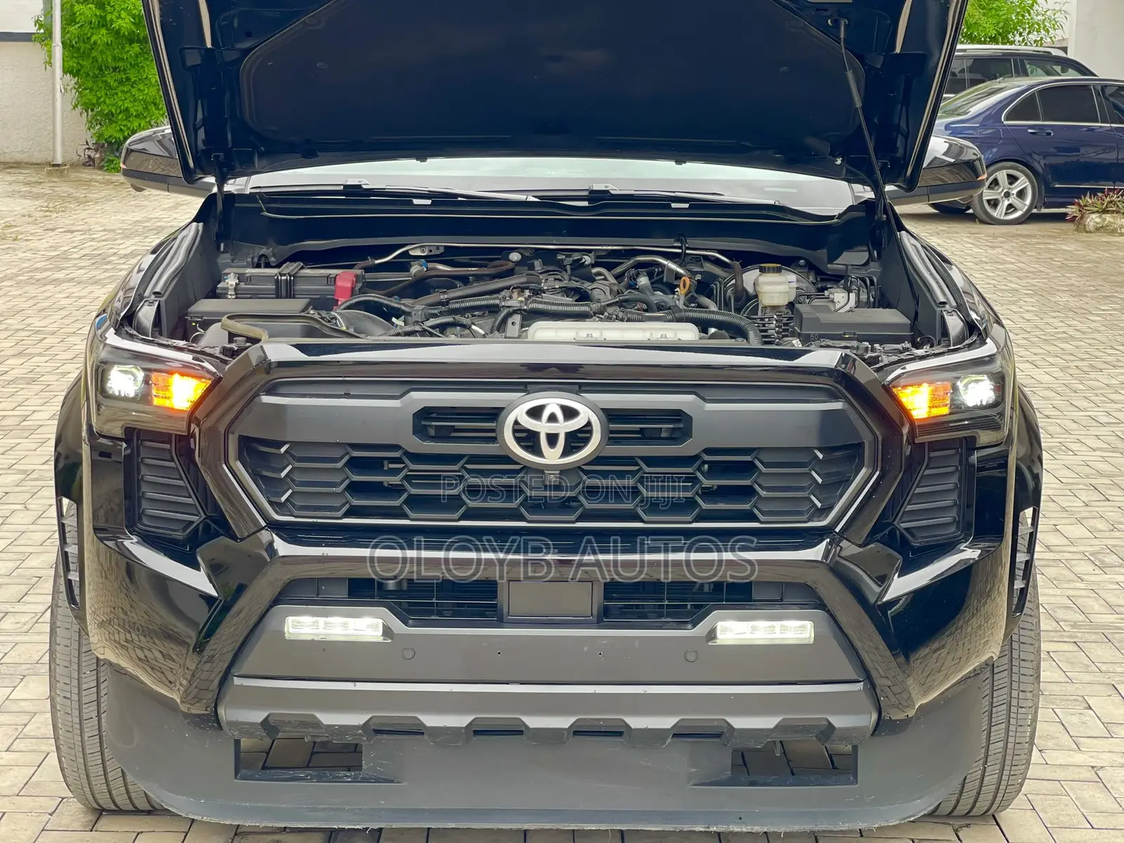 Toyota Tacoma TRD Sport Double Cab 4WD 5.0 ft. SB (Automatic) 2025