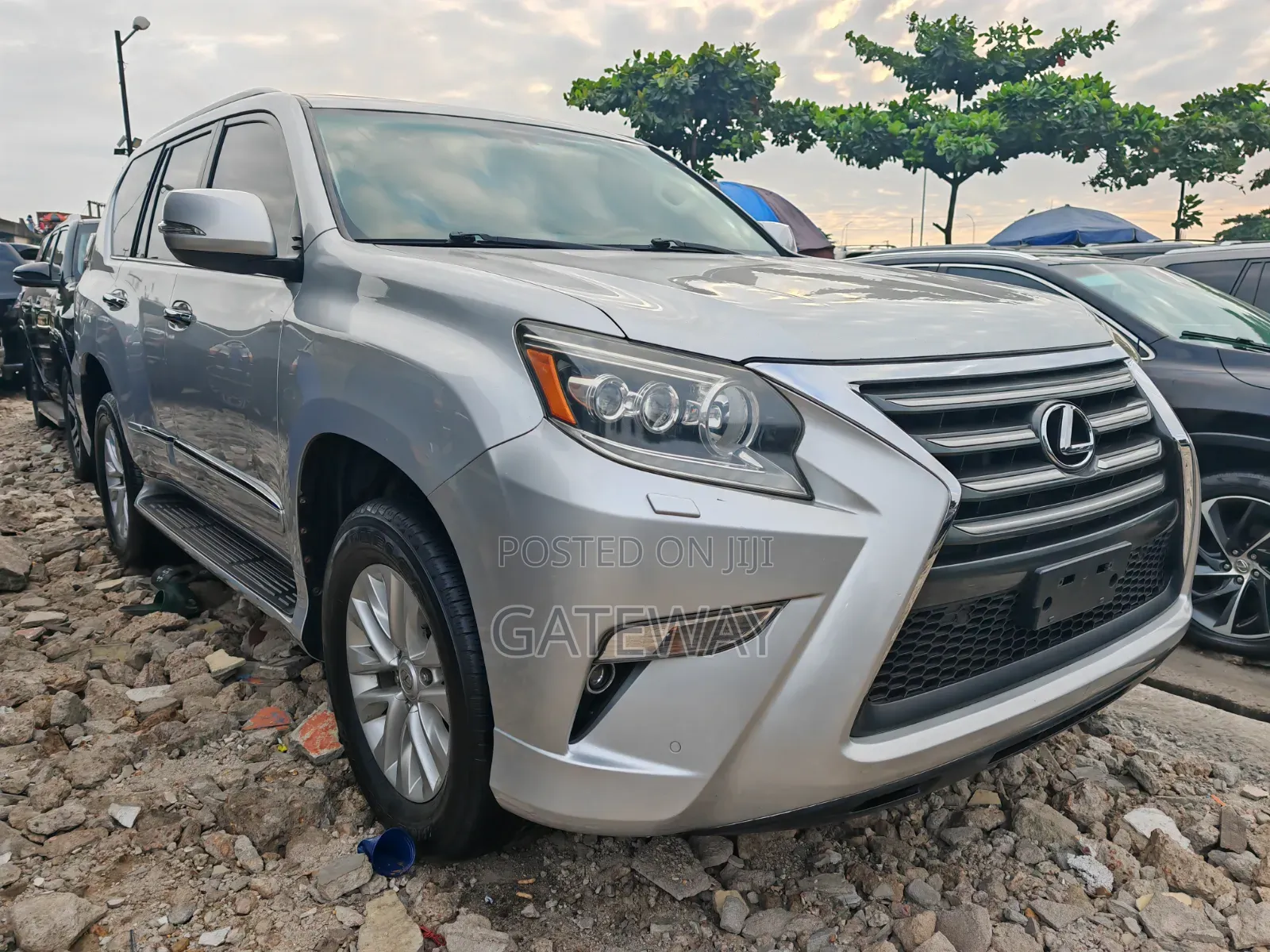 Lexus GX 2015 Silver