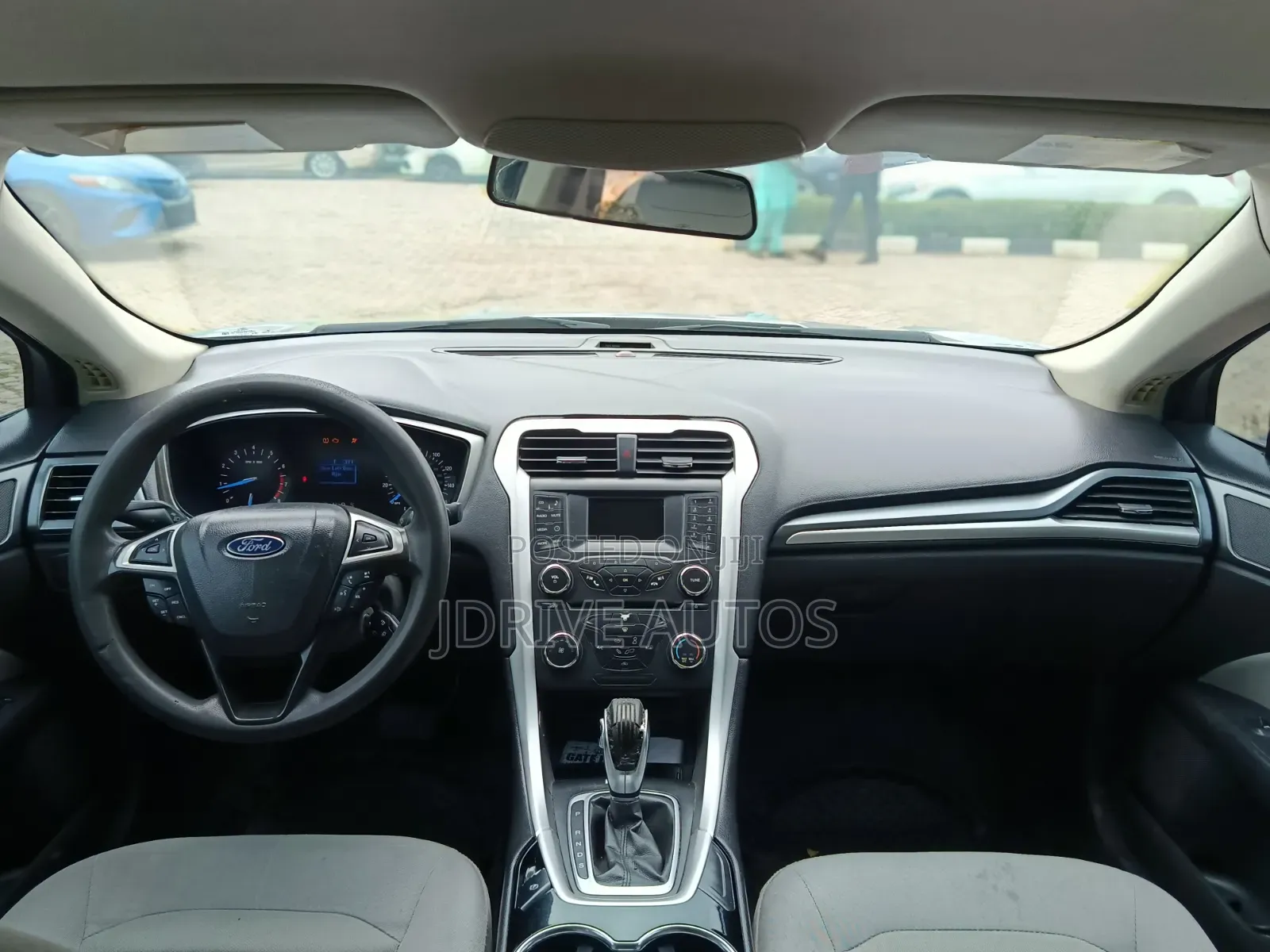 Ford Fusion S 4dr Sedan (2.5L 4cyl 6A) 2015 Silver
