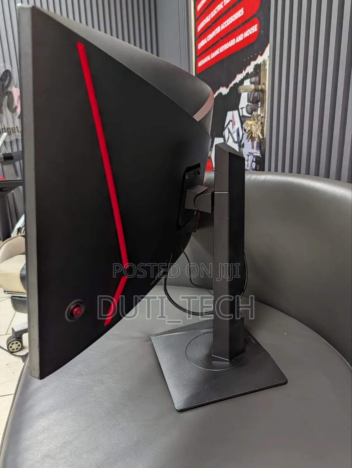 MSI Optix MAG27C — 27" Curved FHD 144Hz Gaming Monitor