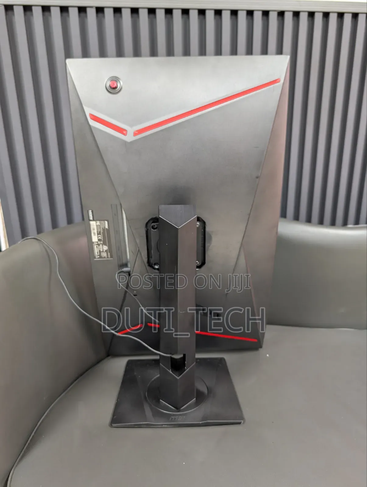 MSI Optix MAG27C — 27" Curved FHD 144Hz Gaming Monitor