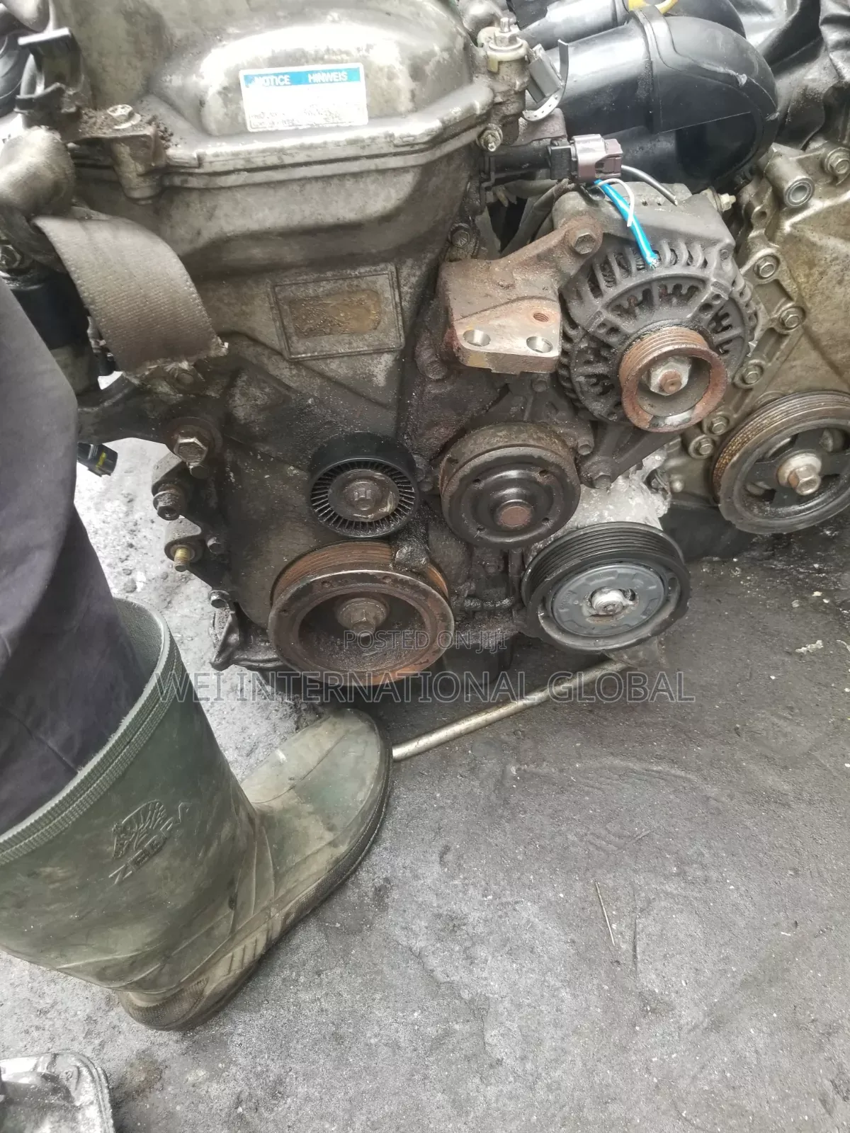 Toyota Corolla 2004/05 Engine and Gearbox 5 Pins