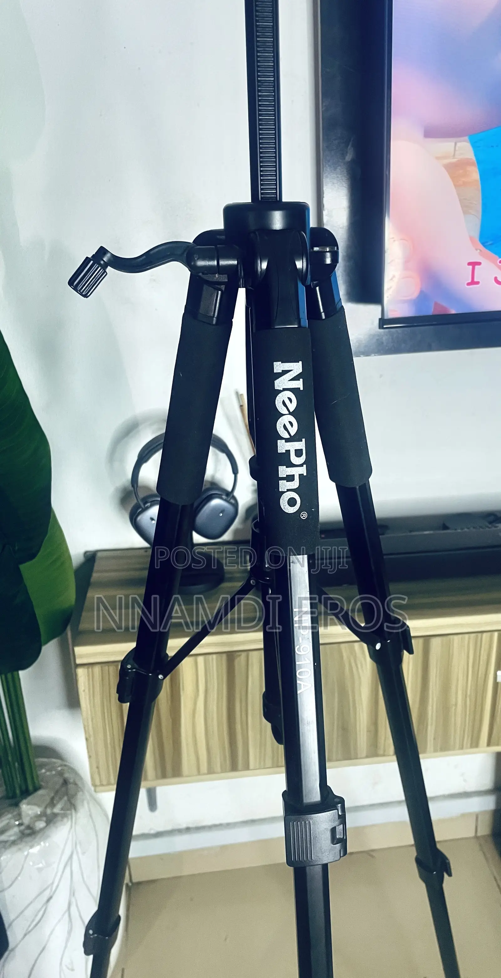 Neepho NP-910A 2m (6 Feet)Camera Smart Phone Tripod Pro Heavy Duty