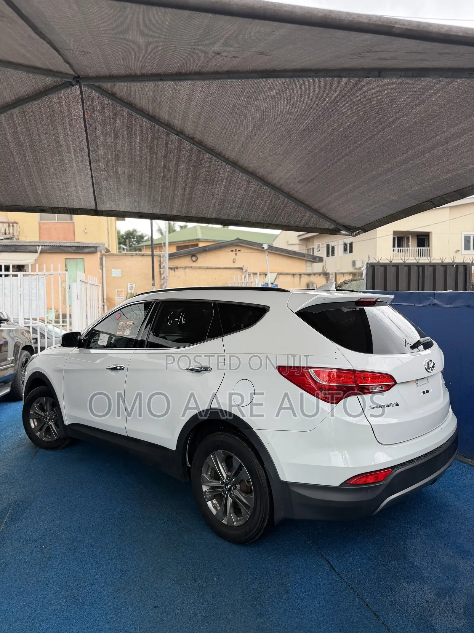 Hyundai Santa Fe 2014 White