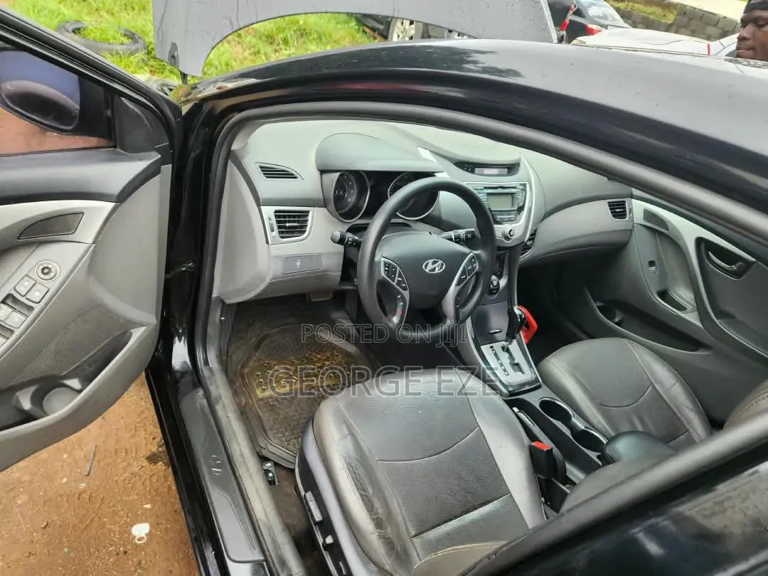 Hyundai Elantra 2013 Black