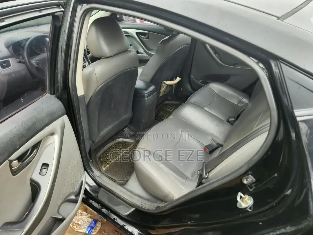 Hyundai Elantra 2013 Black
