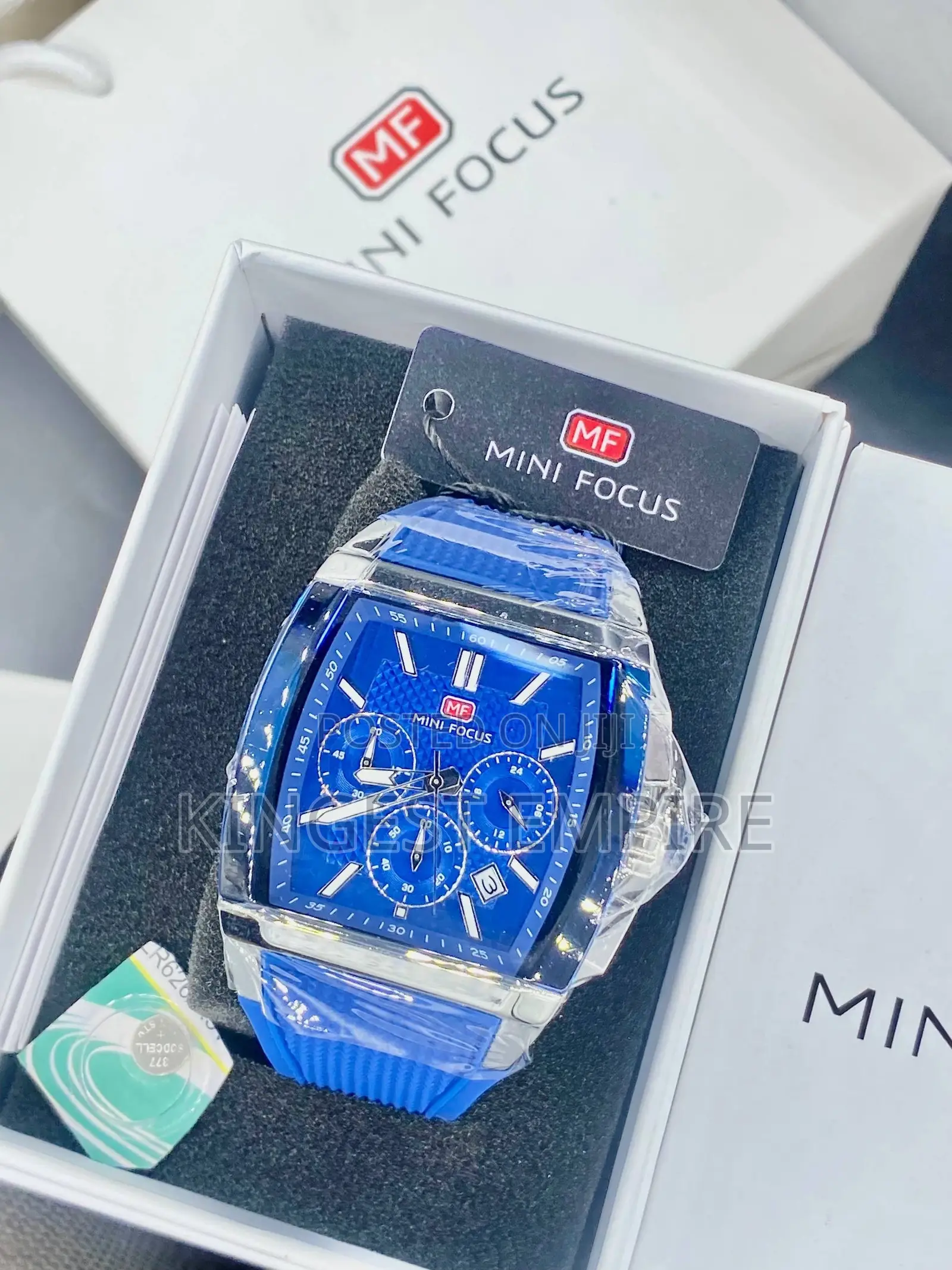 Mini Focus Quartz Chronograph