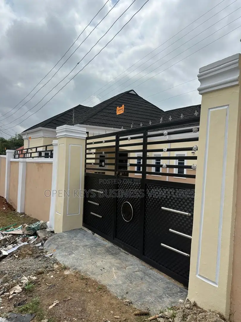 Furnished 3bdrm Bungalow in Alaka, Akala Express for sale