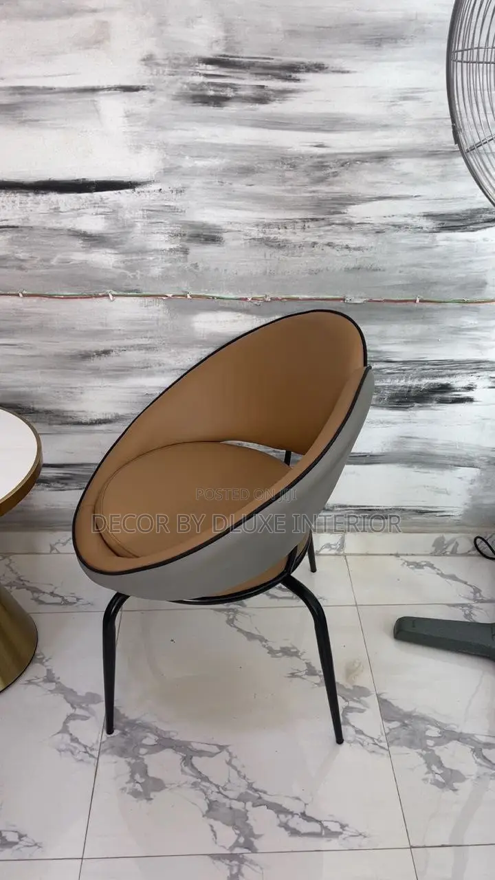 Minimalist Accent Chair for Hotels, Cafes and Living Rooms
