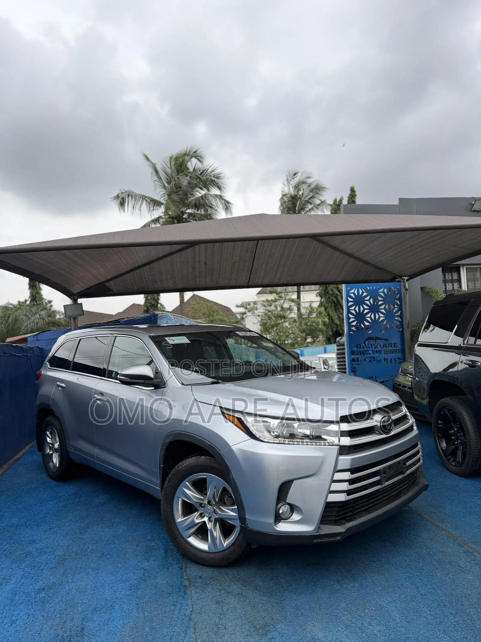 Toyota Highlander Limited 4dr SUV AWD (3.5L 6cyl 6A) 2015 Gray