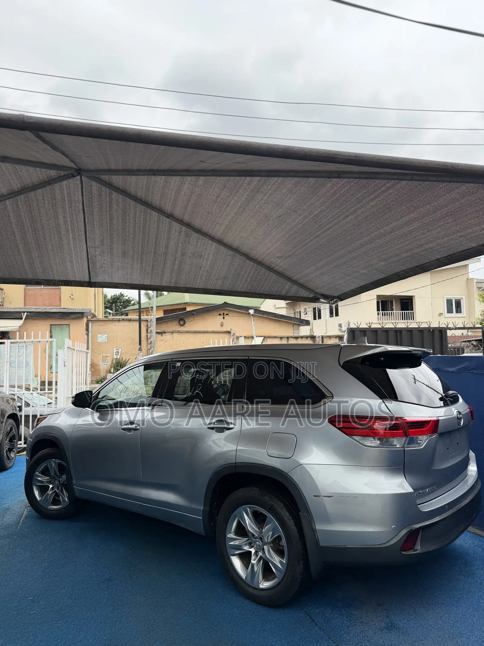 Toyota Highlander Limited 4dr SUV AWD (3.5L 6cyl 6A) 2015 Gray