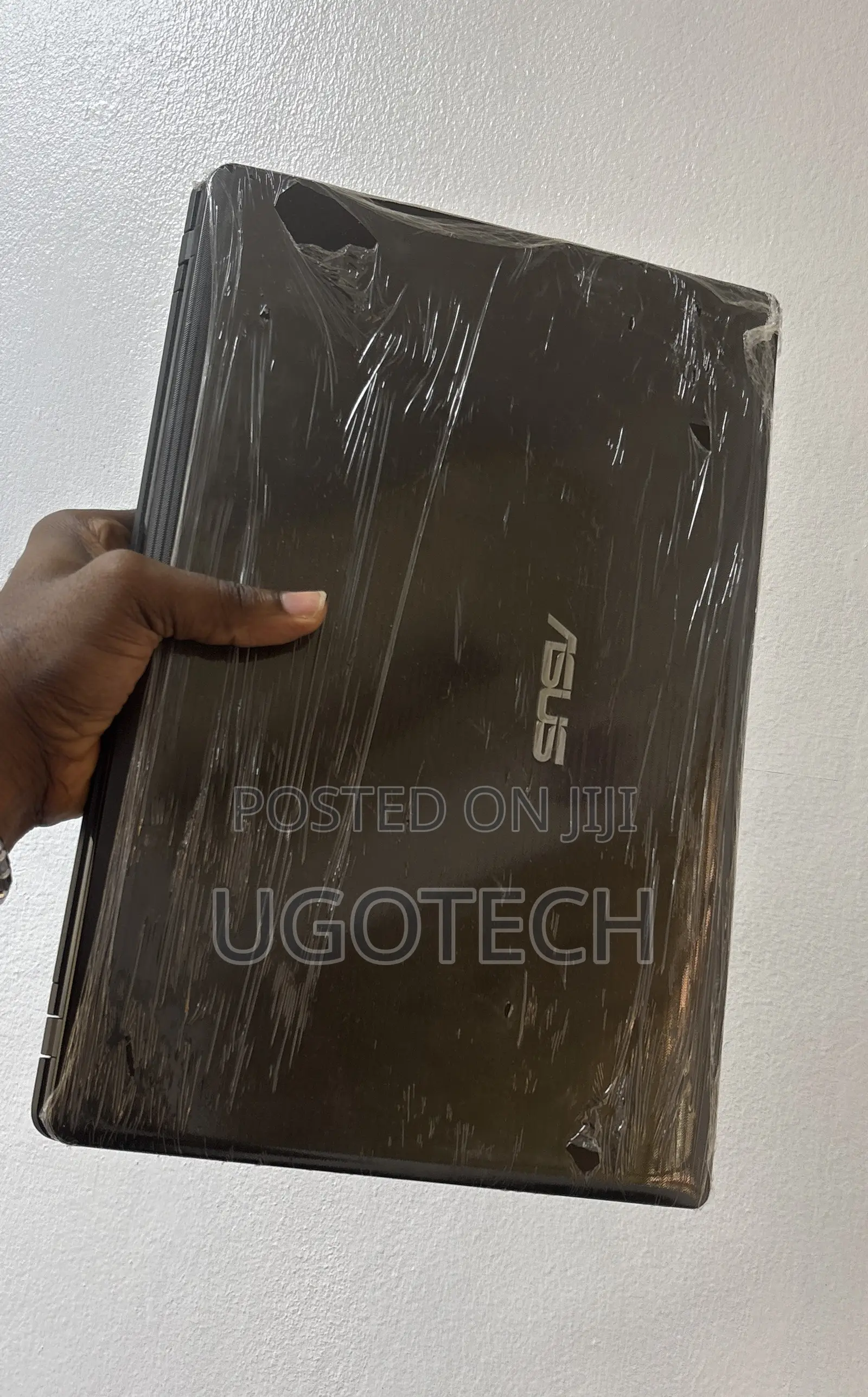 Laptop Asus A553MA 4GB Intel Core i5 HDD 320GB