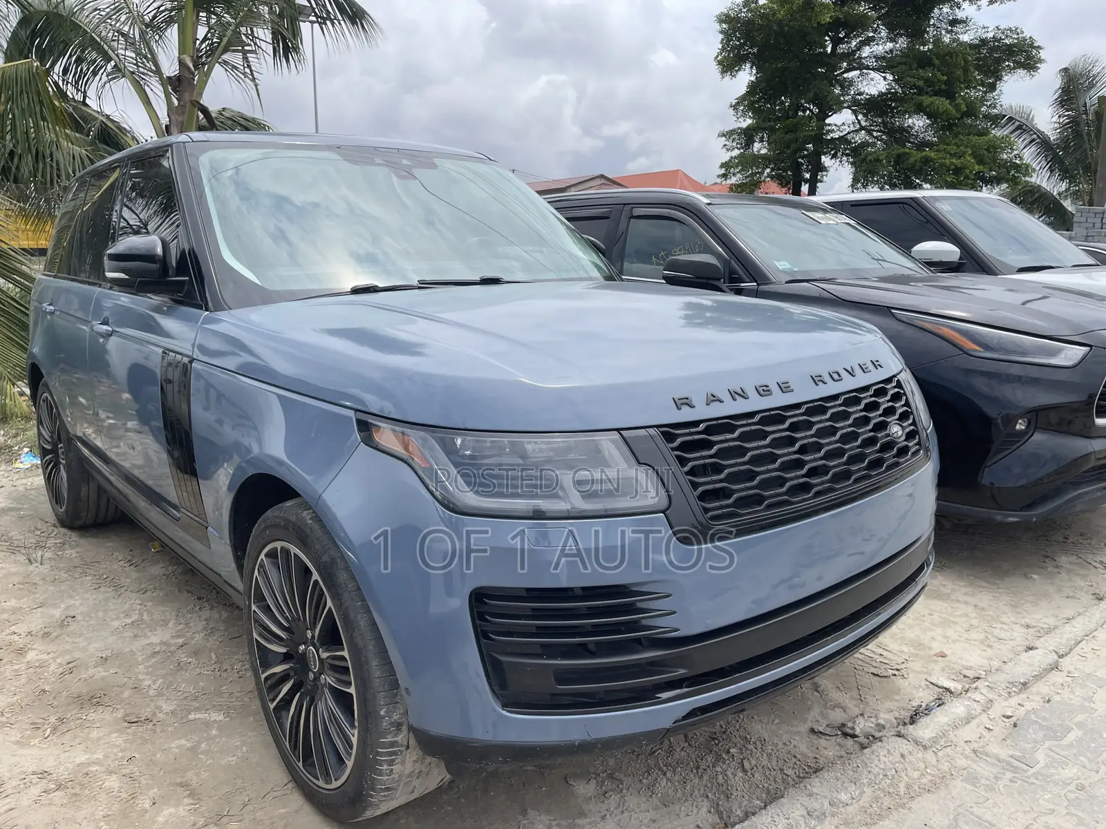 Land Rover Range Rover 3.0L Supercharged HSE 2018 Blue