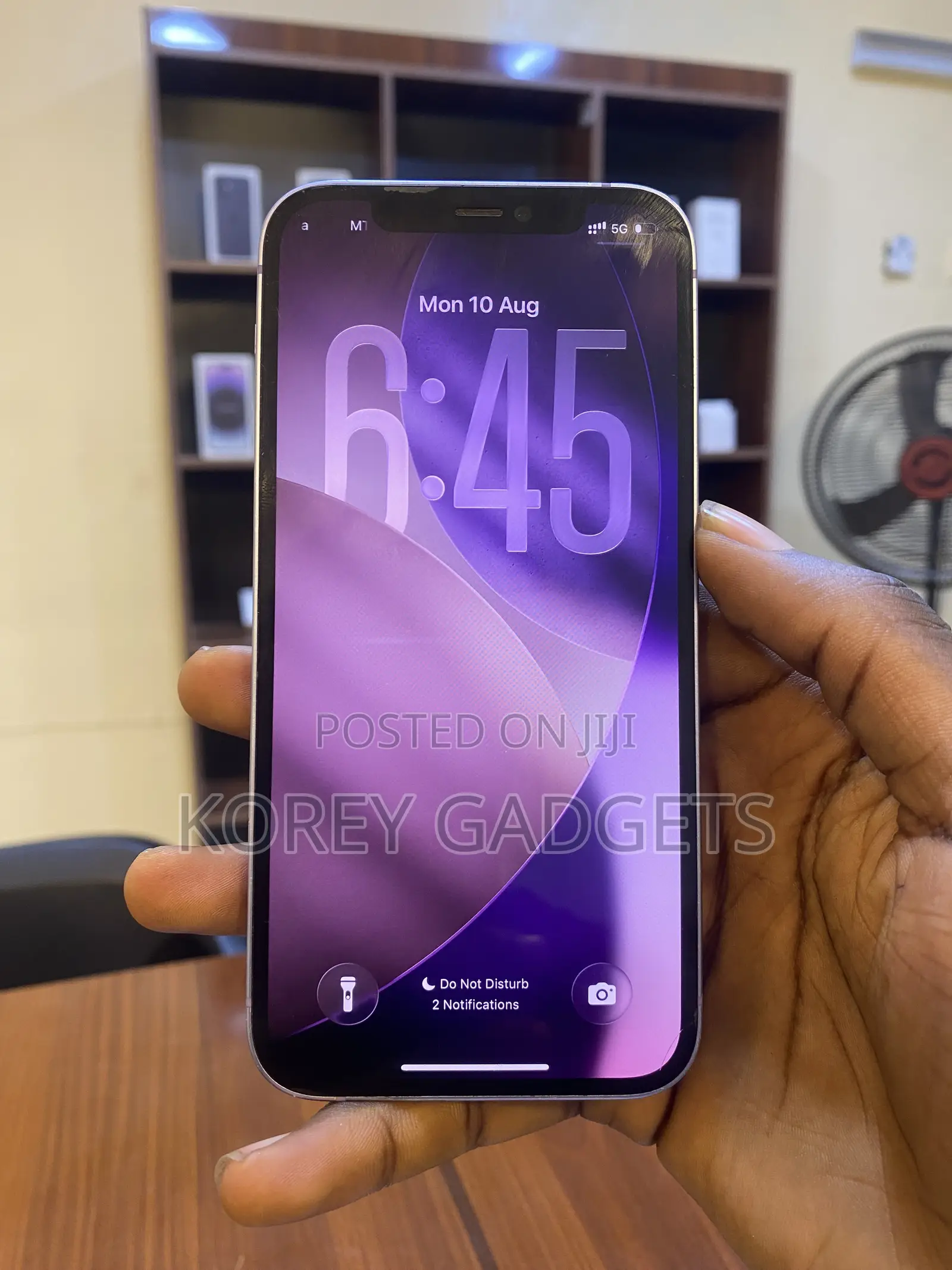 Apple iPhone 12 64 GB Purple