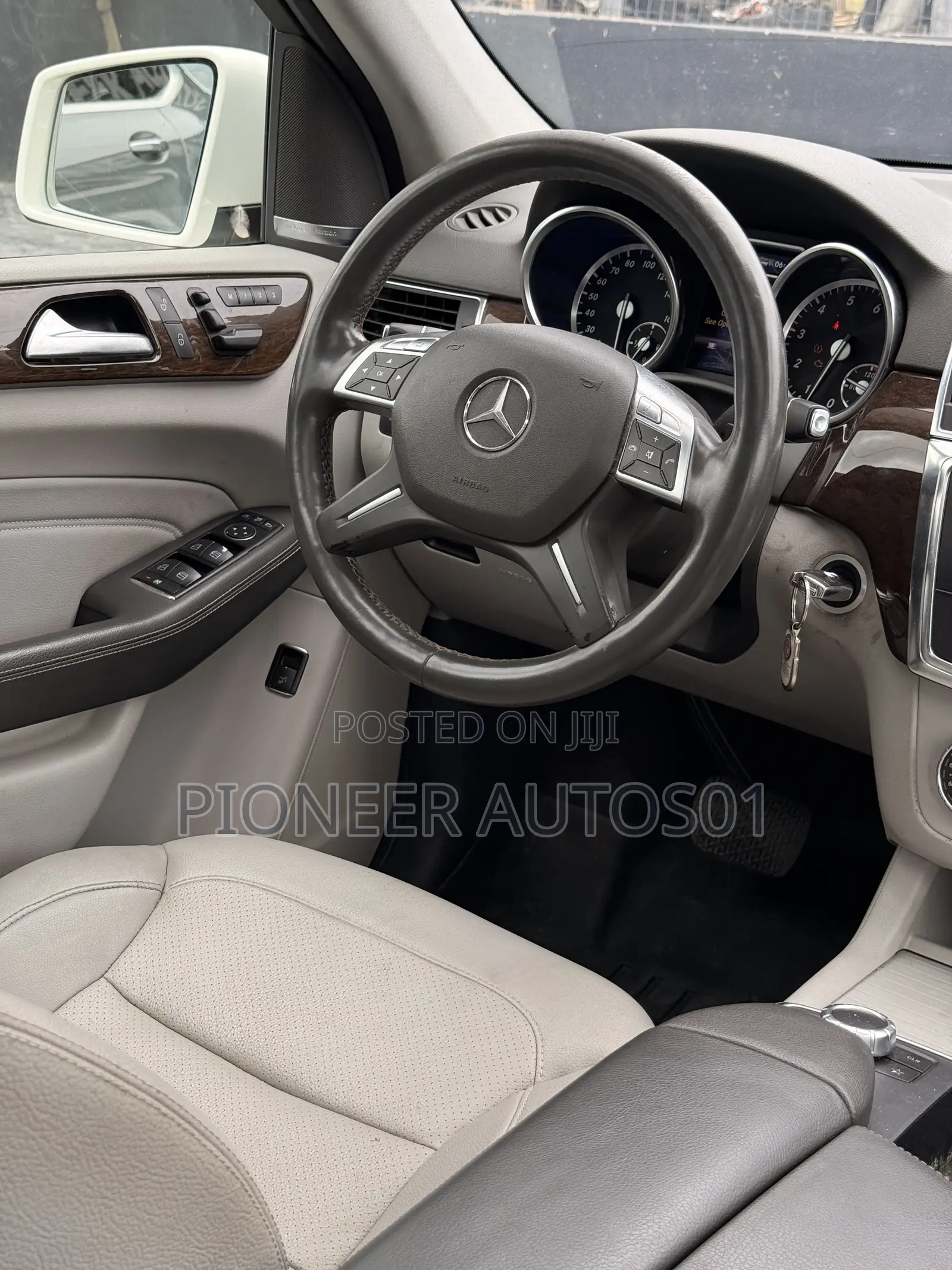 Mercedes-Benz M Class ML 350 4Matic 2013 White