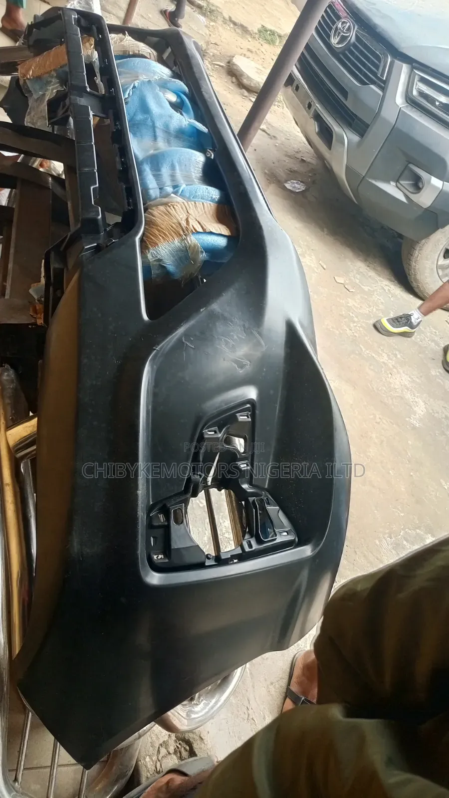 Toyota Hilux 2017 to 2018 Front Bumper Tiger Face