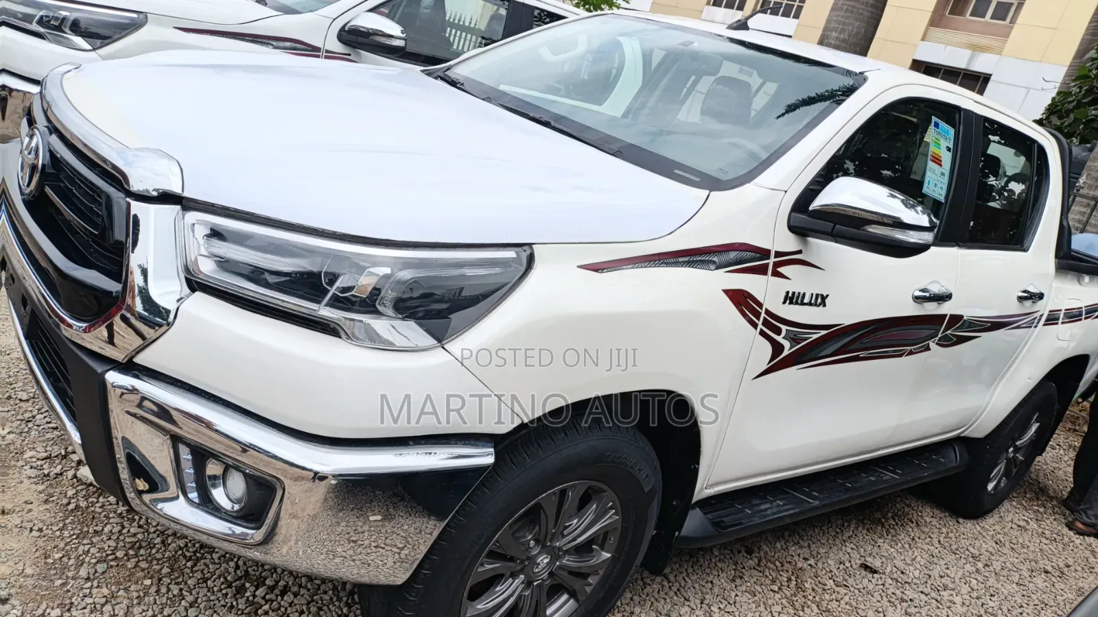 Toyota Hilux 2021 White