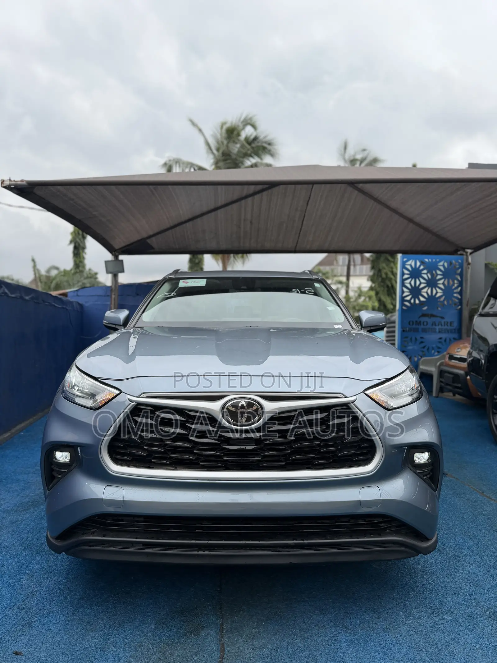 Toyota Highlander XLE FWD 2020 Gray