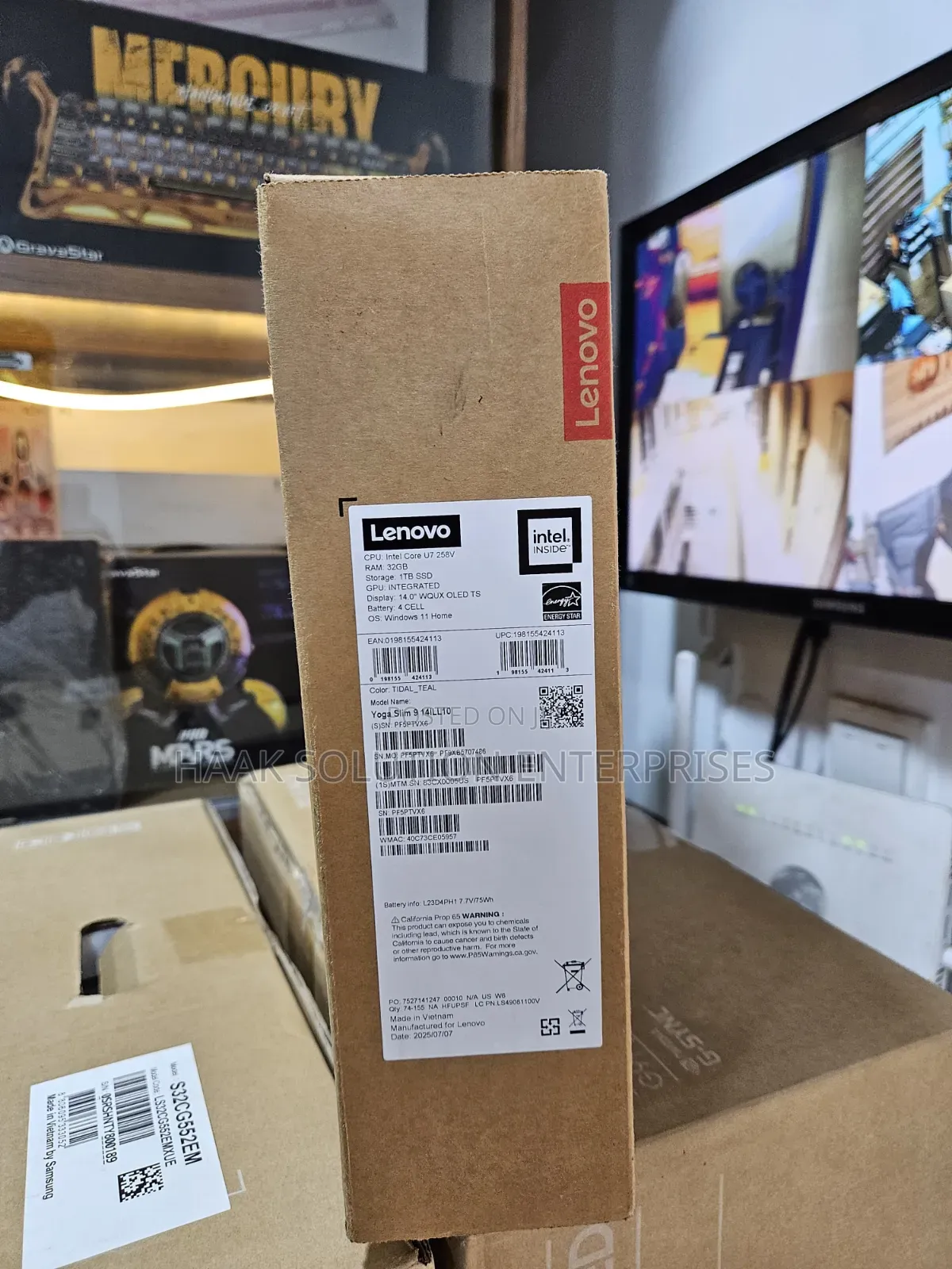 New Lenovo Yoga Pro 9i Aura Edition 32GB Intel Core Ultra 7 SSD 1T