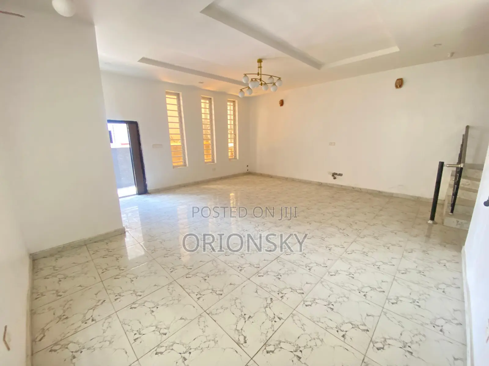 4bdrm Duplex in Ikota for sale