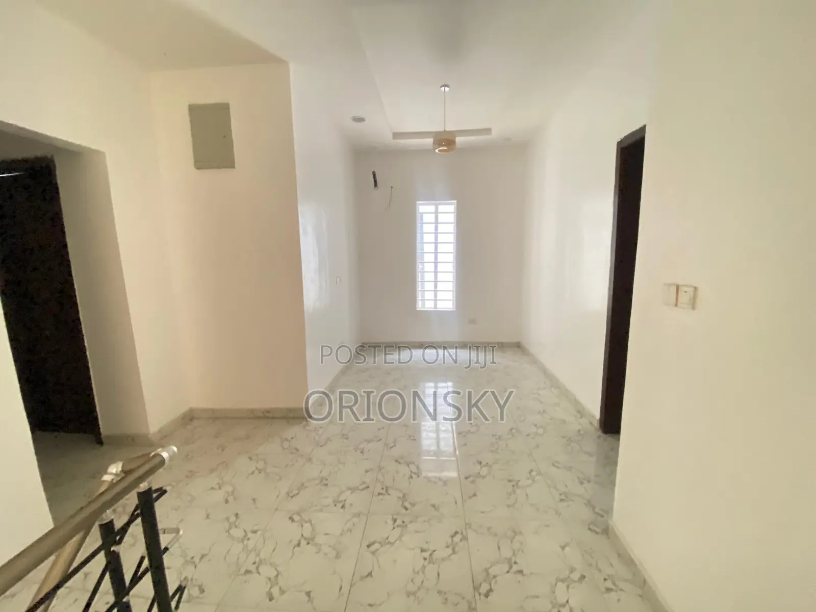 4bdrm Duplex in Ikota for sale