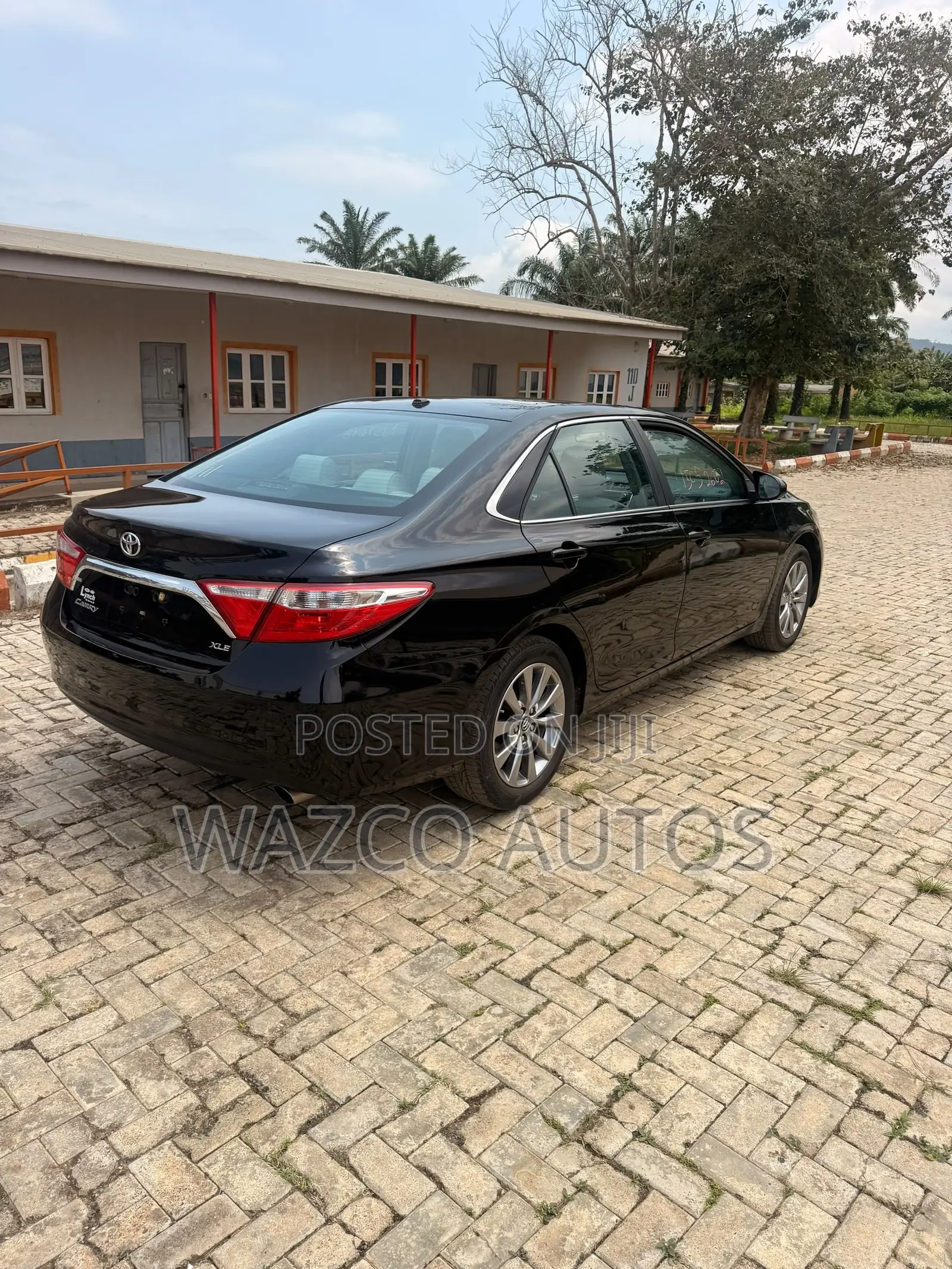 Toyota Camry 2016 Black