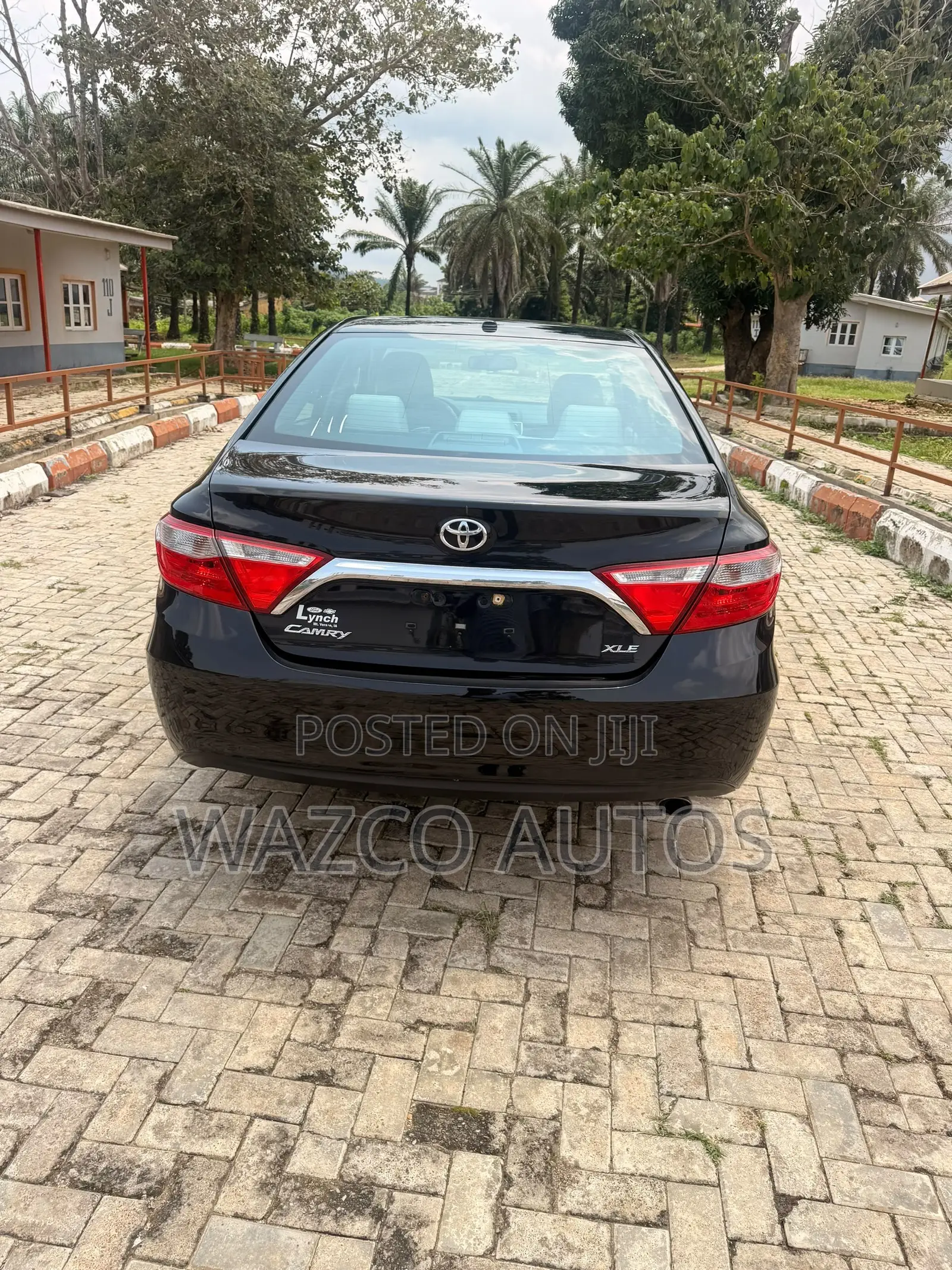 Toyota Camry 2016 Black