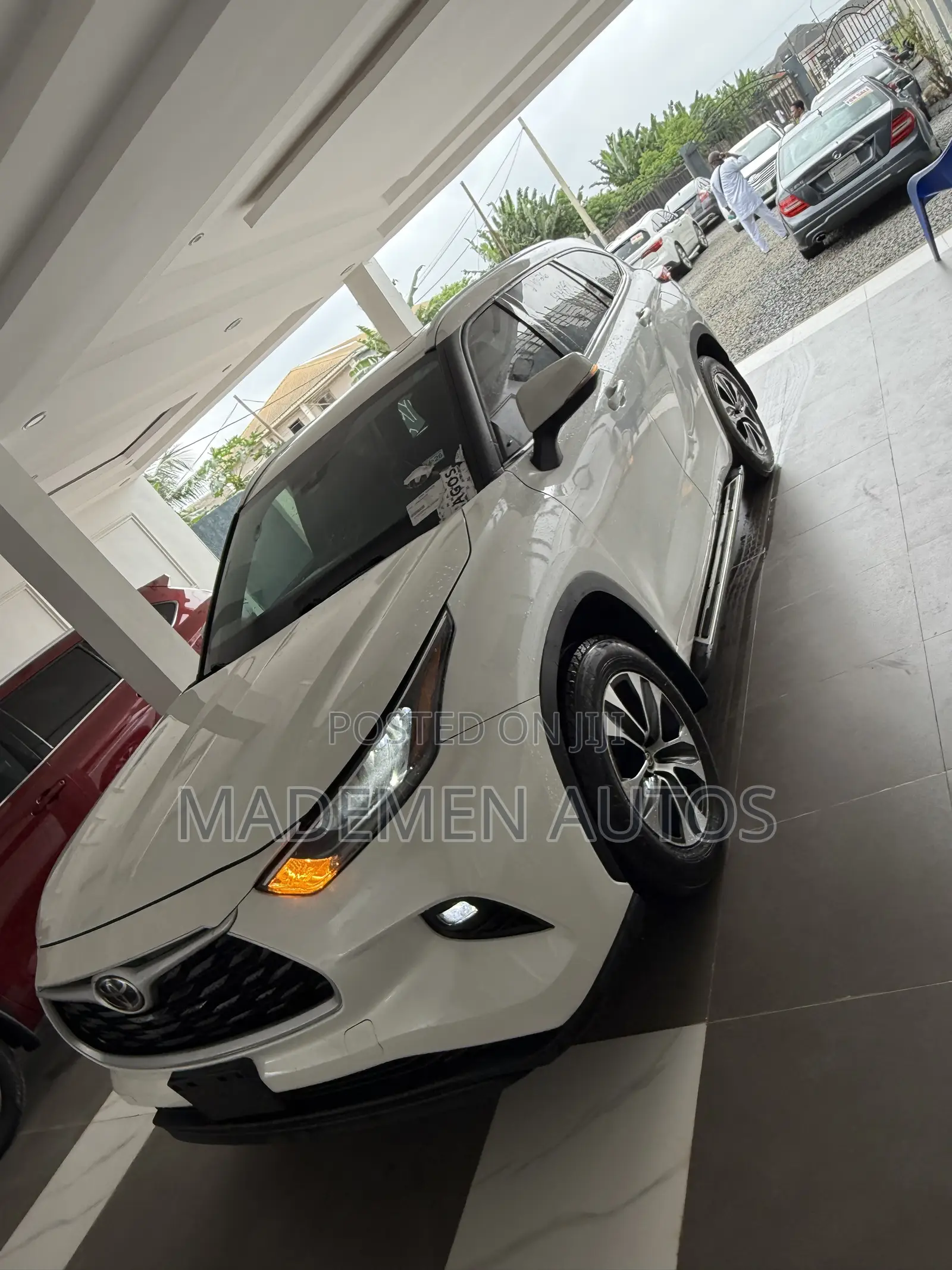 Toyota Highlander XLE 2021 White