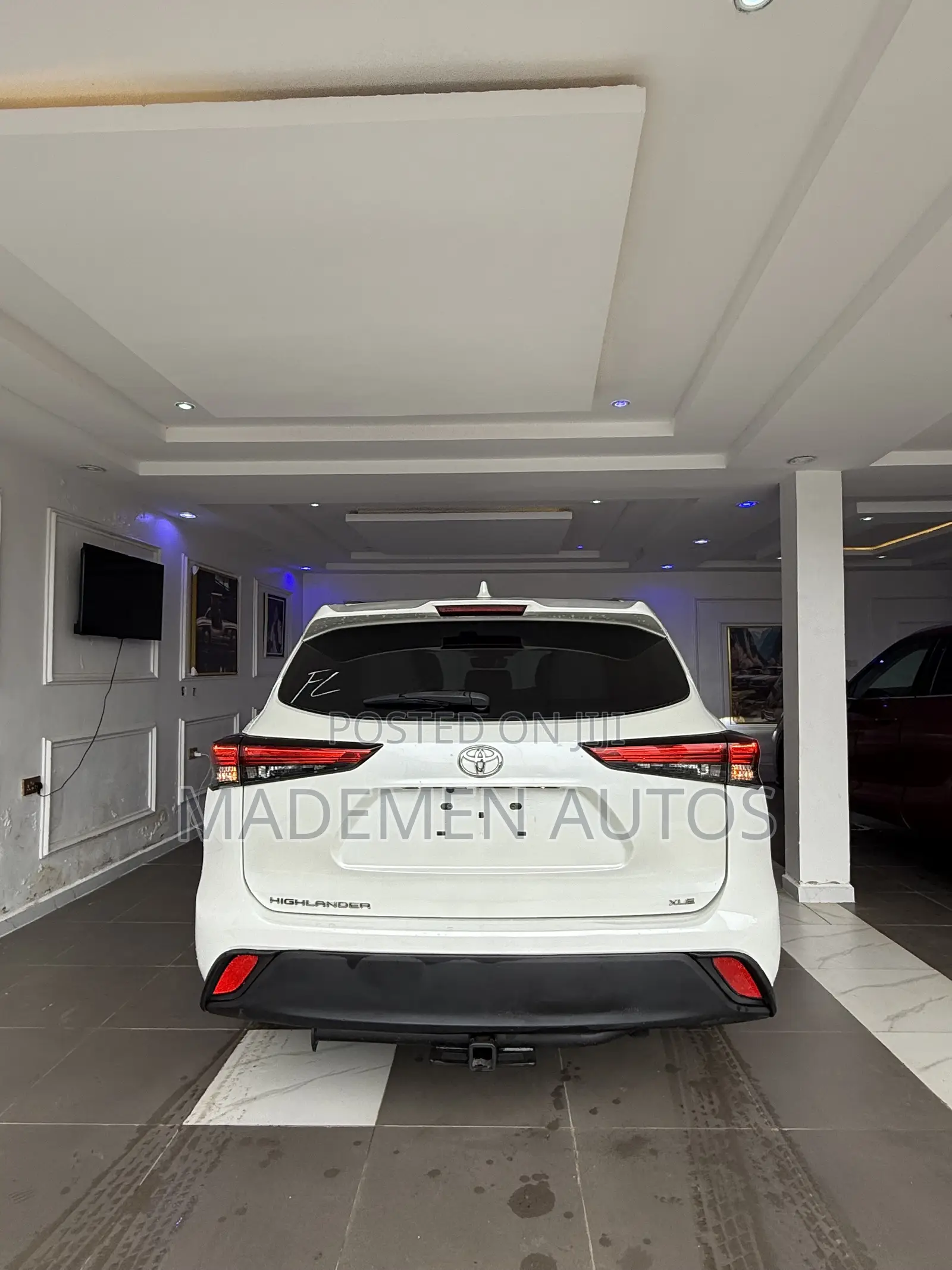 Toyota Highlander XLE 2021 White