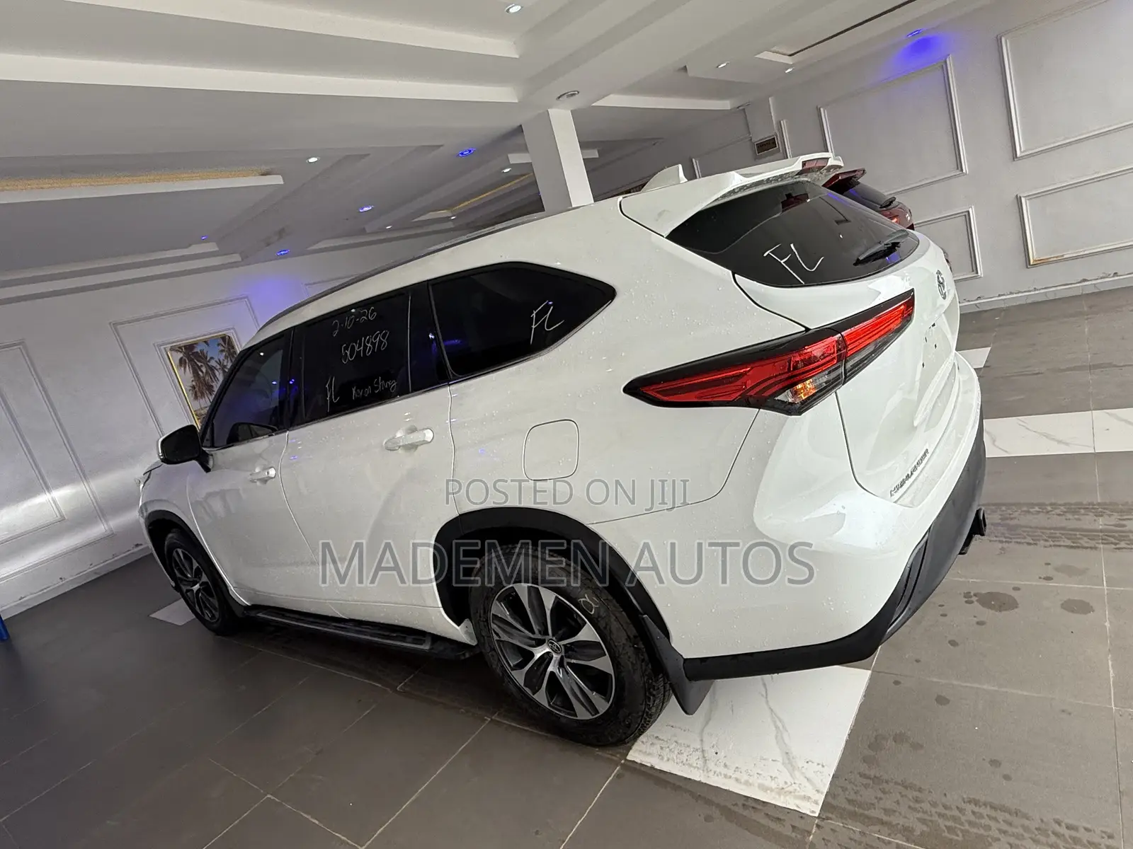 Toyota Highlander XLE 2021 White