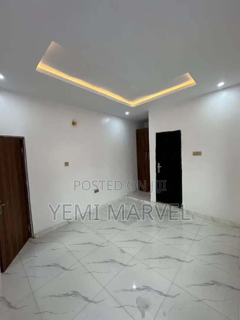 3bdrm Bungalow in Alaaka Elebu, Akala for sale