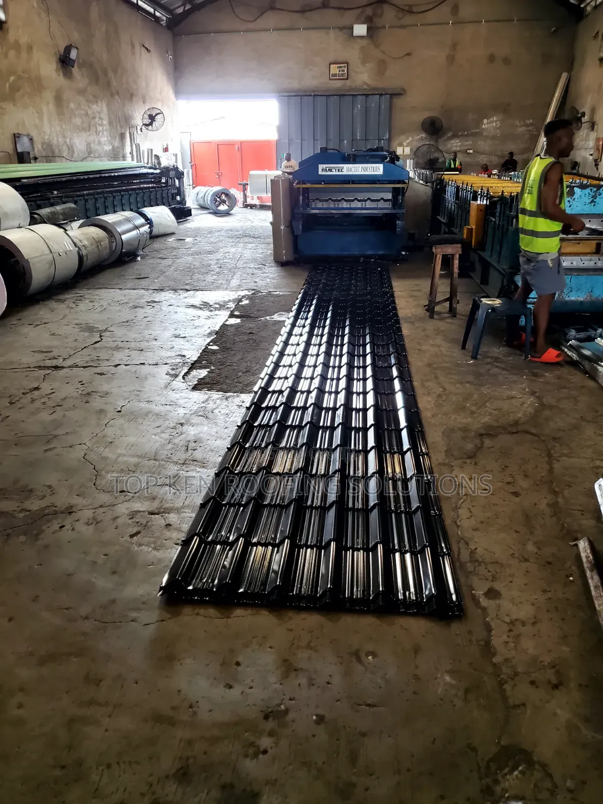0.55mm Oven Baked T/Black Steptiles Aluminium Sheet