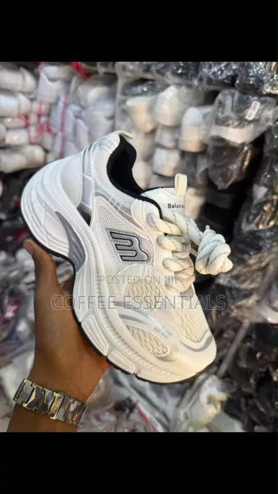 Balenciaga Unisex Sneakers