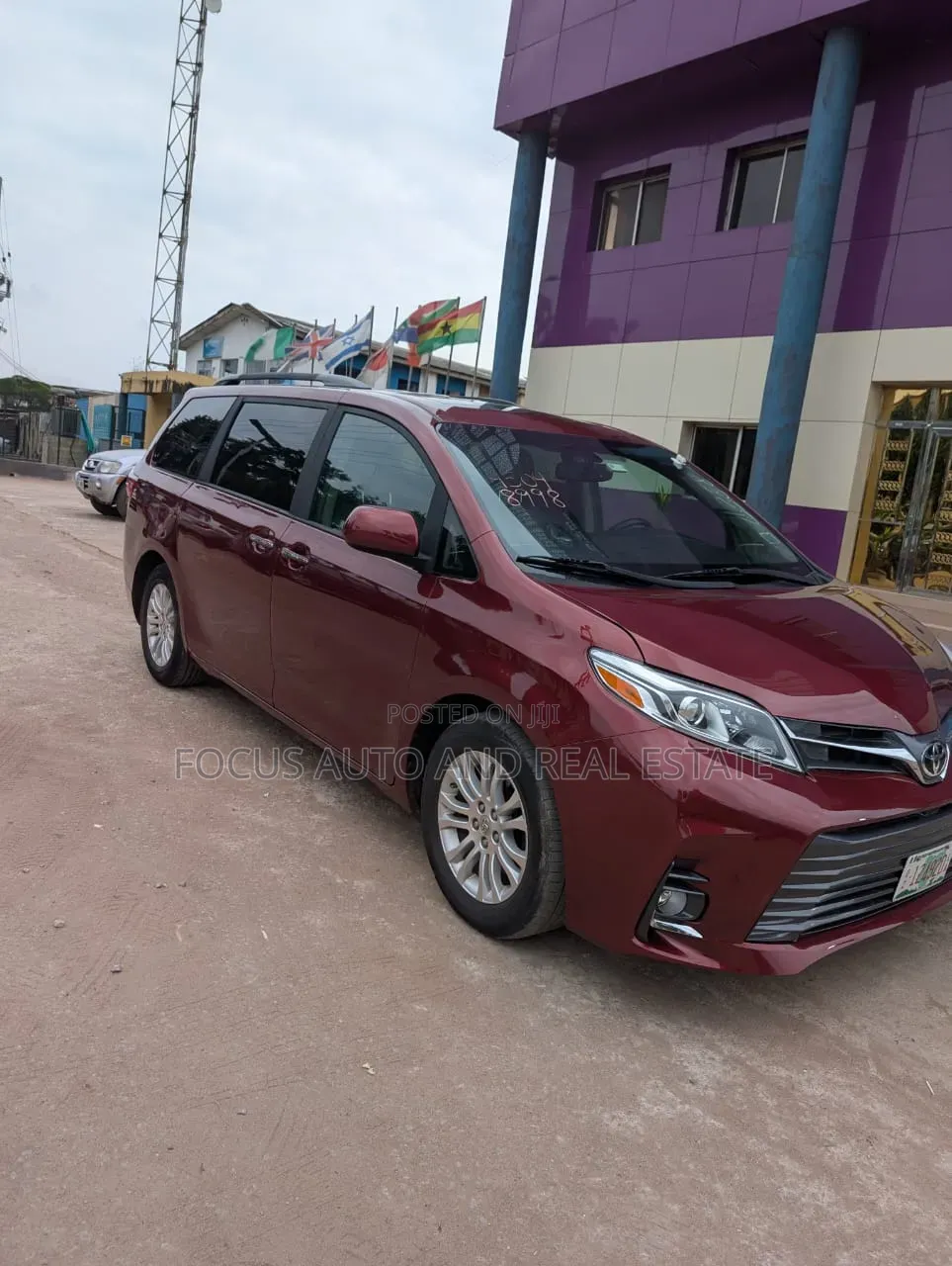 Toyota Sienna 2020 Red