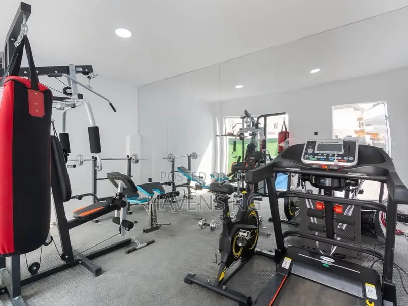 Cozy 2-Bedroom Apartment Osapa London